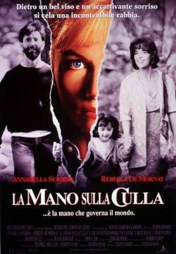 La mano sulla culla